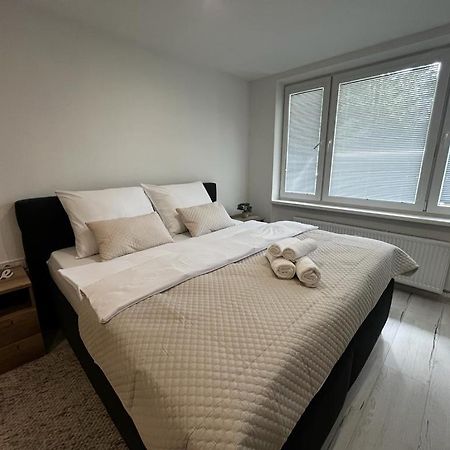 Apartman Lucky 波切尼斯 外观 照片