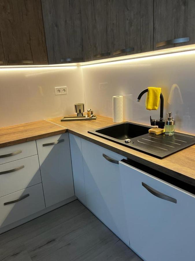 Apartman Lucky 波切尼斯 外观 照片
