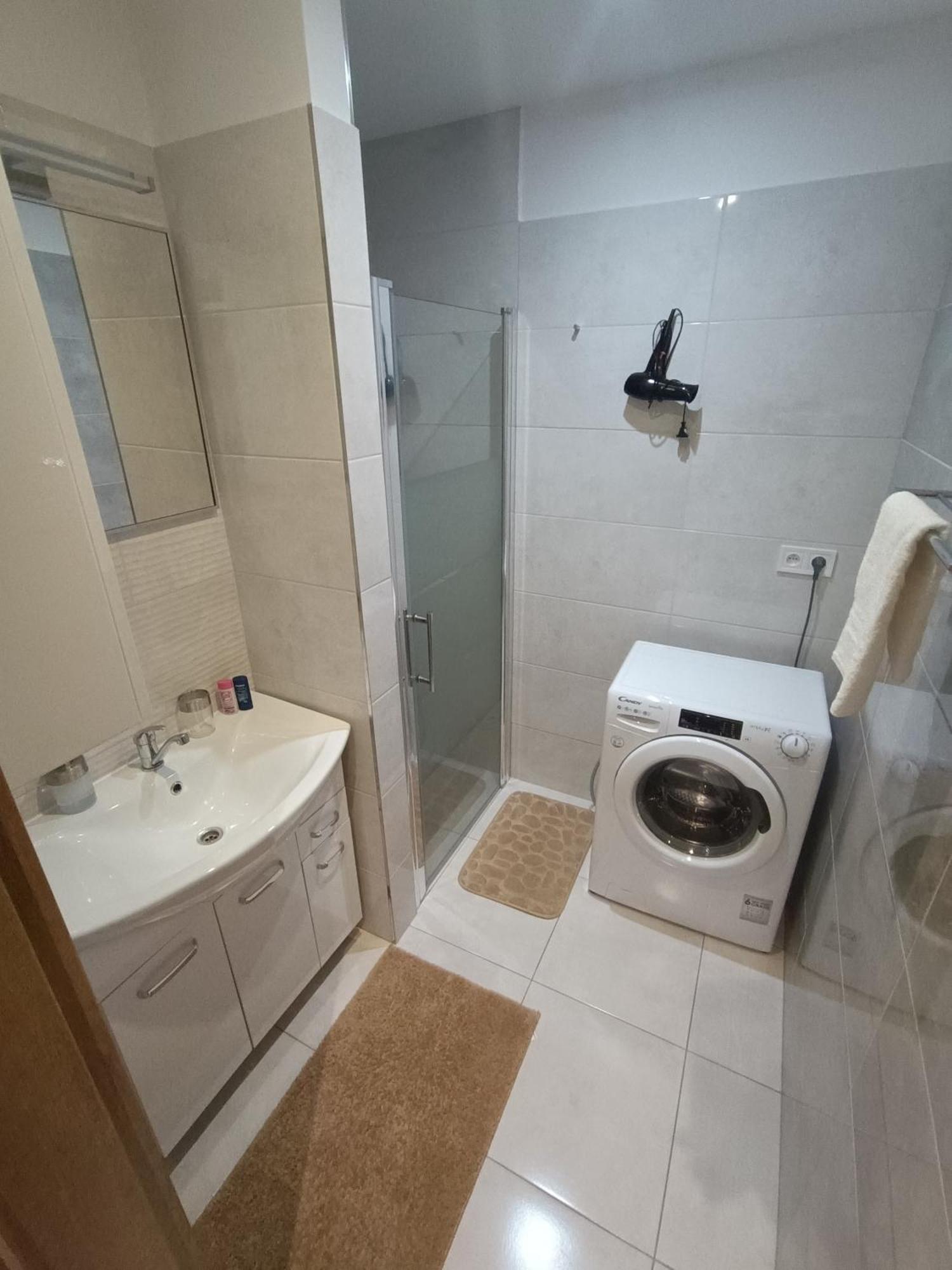 Apartman Lucky 波切尼斯 外观 照片