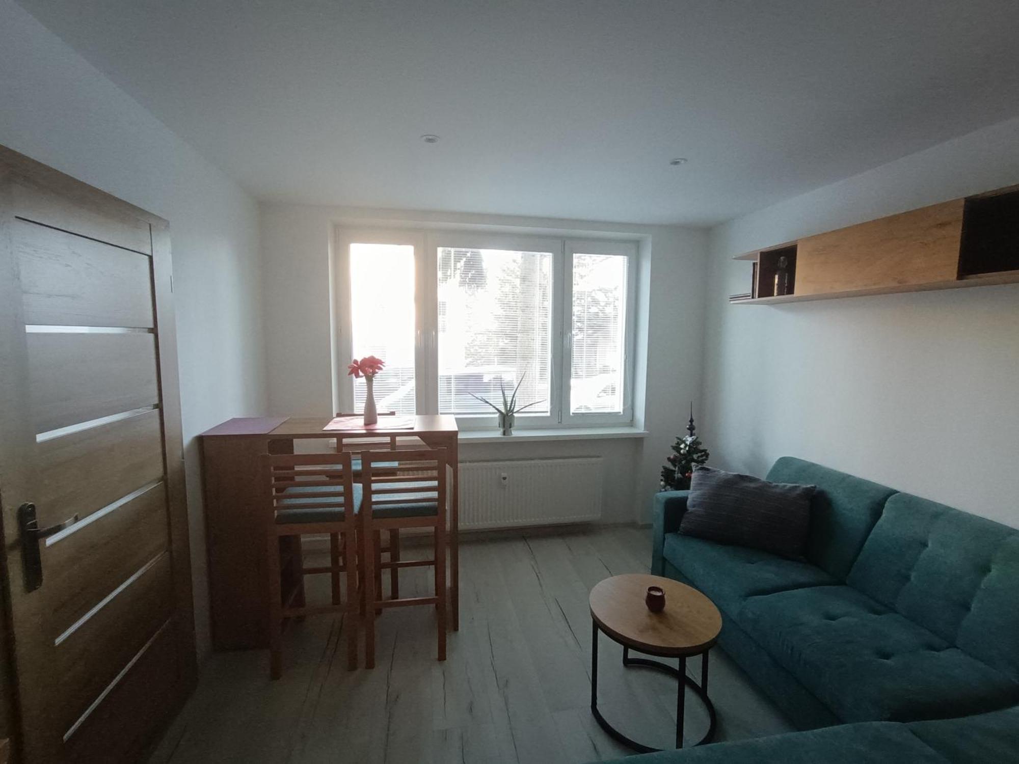 Apartman Lucky 波切尼斯 外观 照片